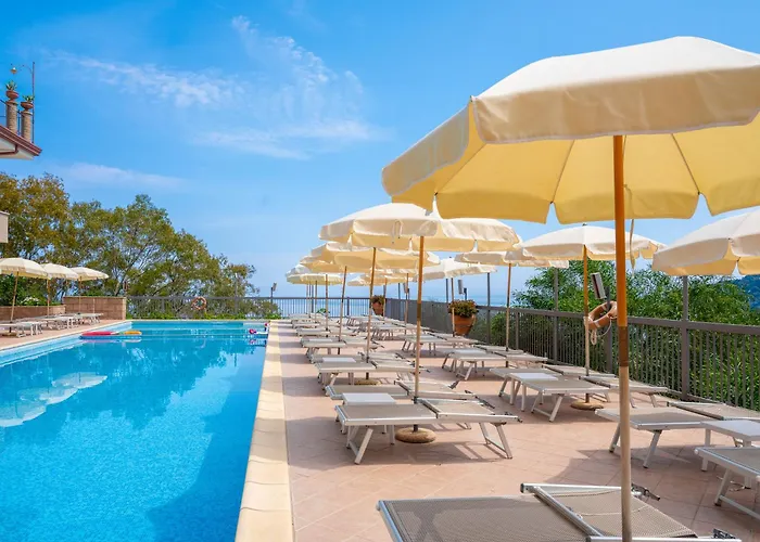 Hotel Antares Letojanni