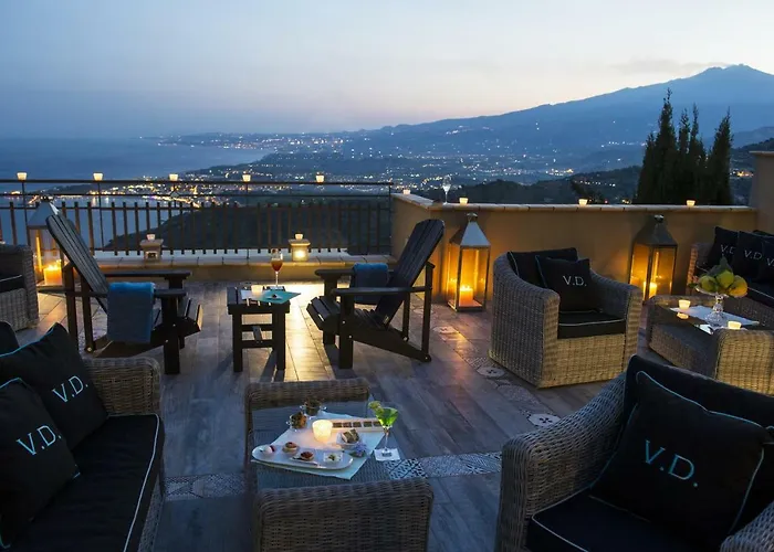 Luxe Hotels in Taormina vlakbij Santuario Madonna della Rocca