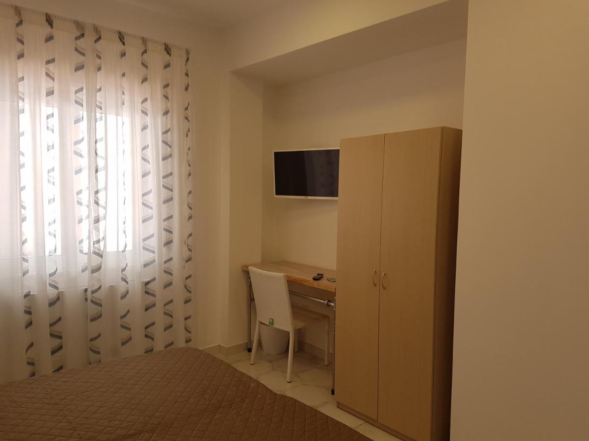 Double or Twin Room Disability Access