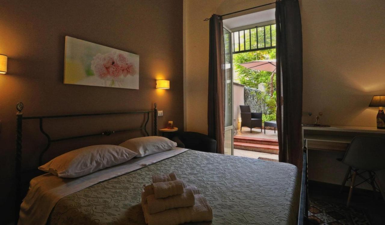 Double Room Garden View