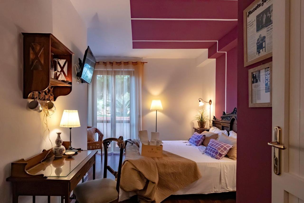 Deluxe Double Room Side Sea View