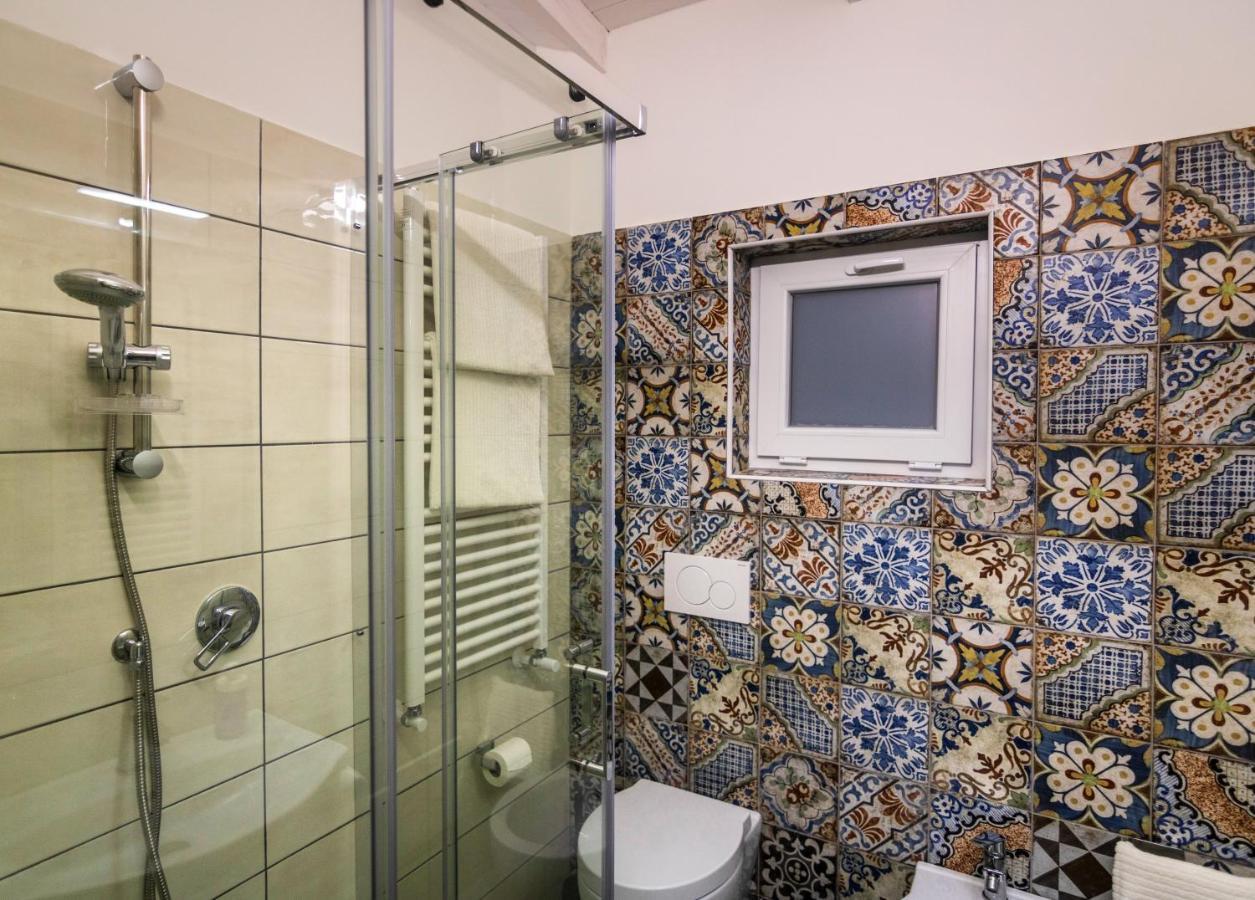 Camera Matrimoniale con Bagno Privato