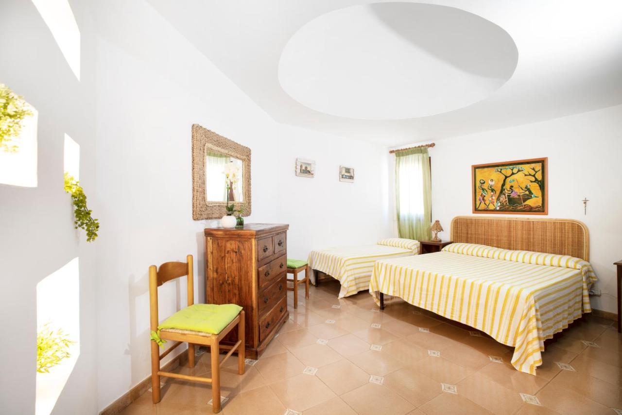 Large One-Bedroom Apartment
