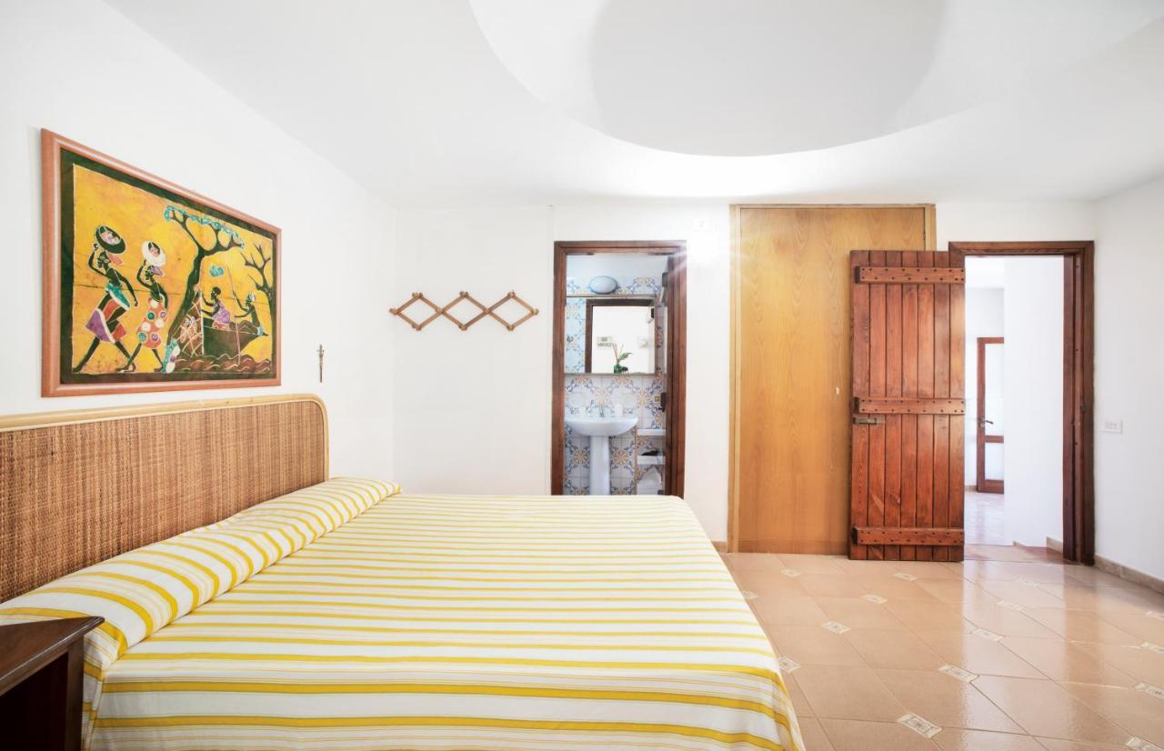 Large One-Bedroom Apartment