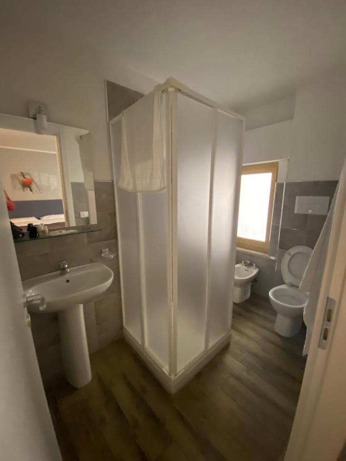 Camera Deluxe (2 Adulti + 1 Bambino)