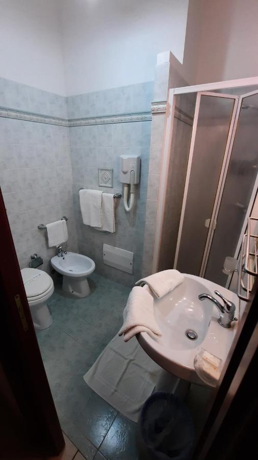 Double Room Private Bathroom,1765909697:JPEG