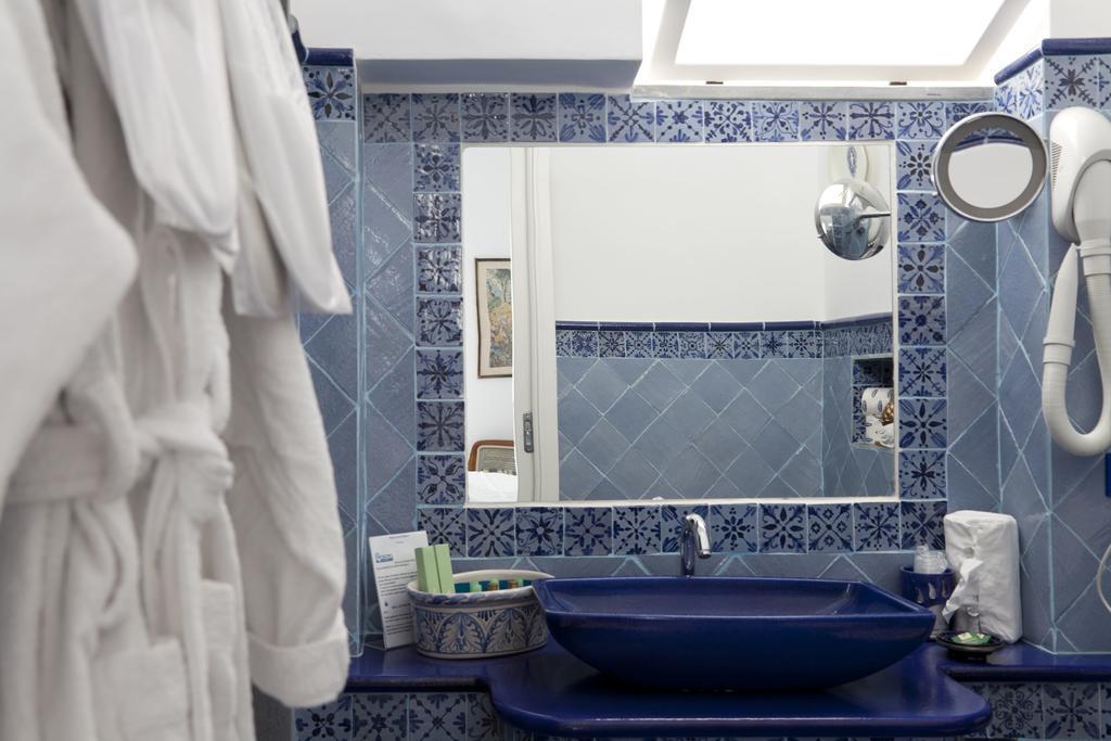 Junior Suite (2 Adulti) con Terrazza e Vista Mare