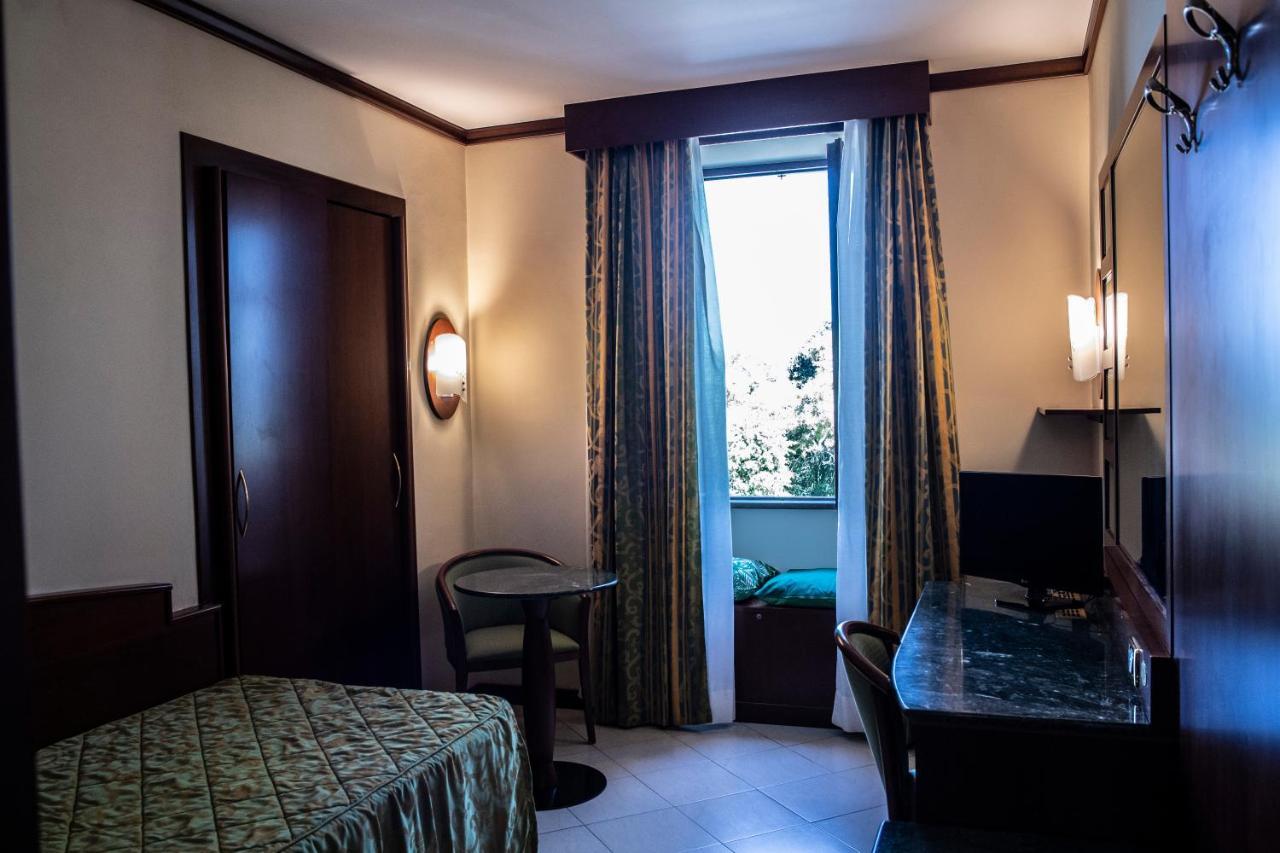 Single Room