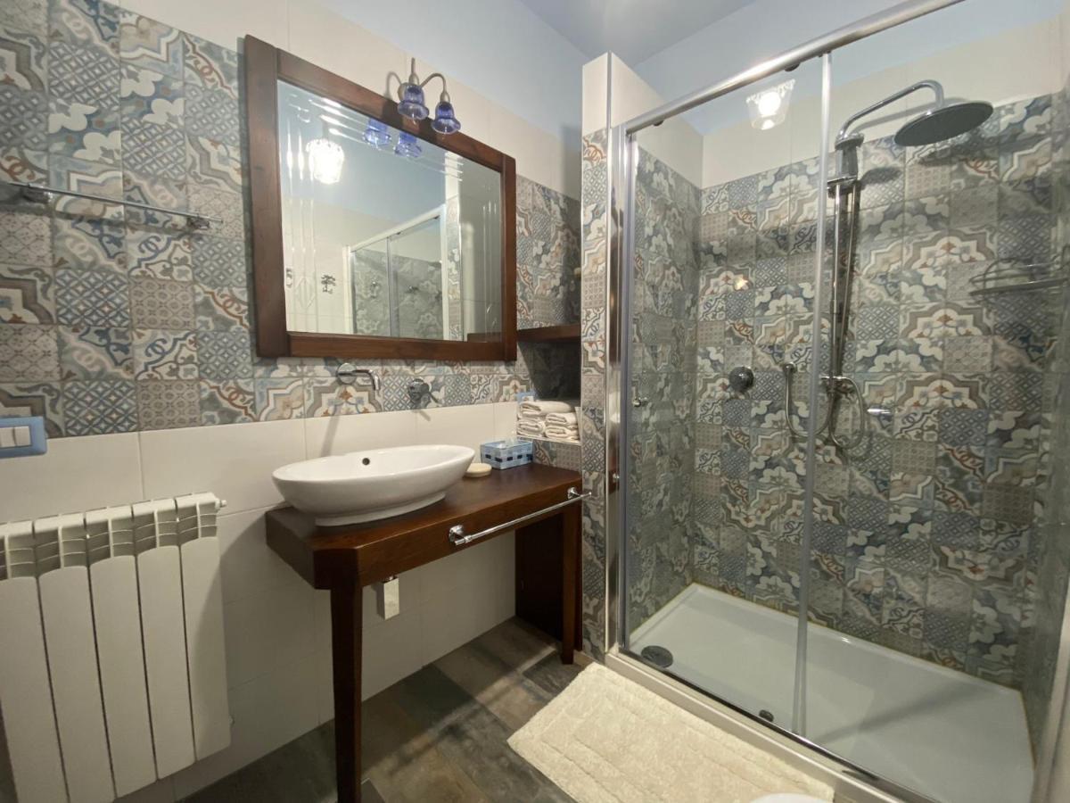 Large Double Room,1656221840:JPEG