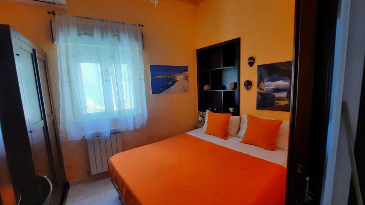 Economy Double Room with Shared Bathroom
