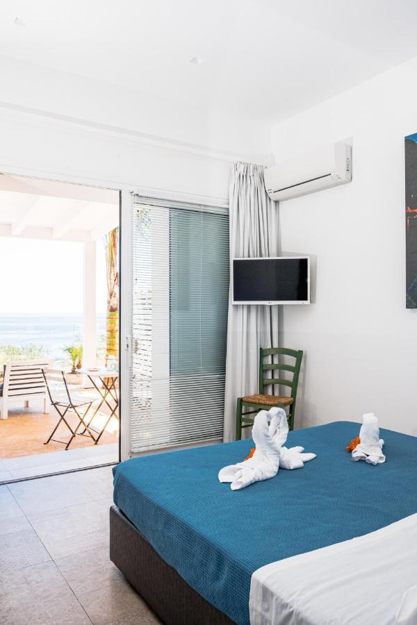 Superior Double Room Terrace Sea view