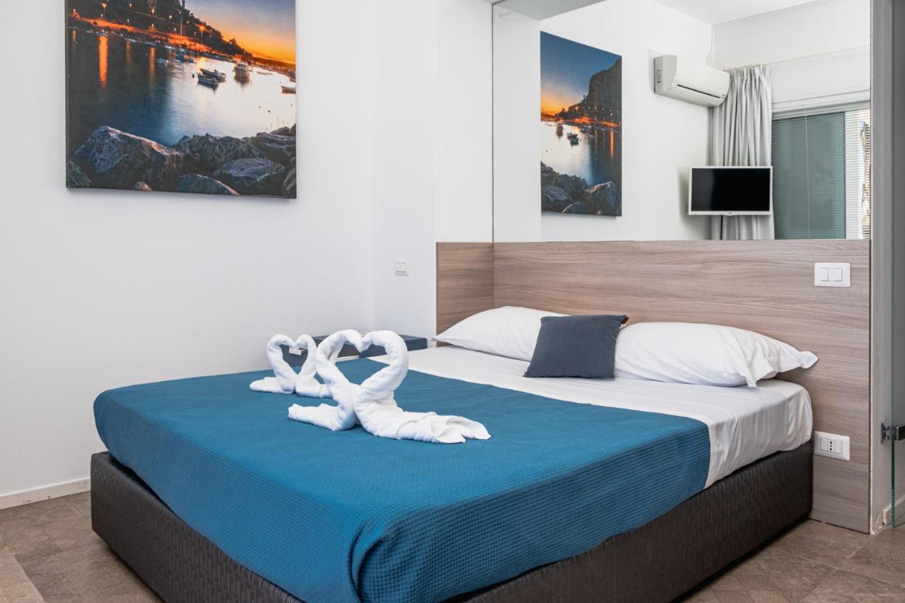 Superior Double Room Terrace Sea view