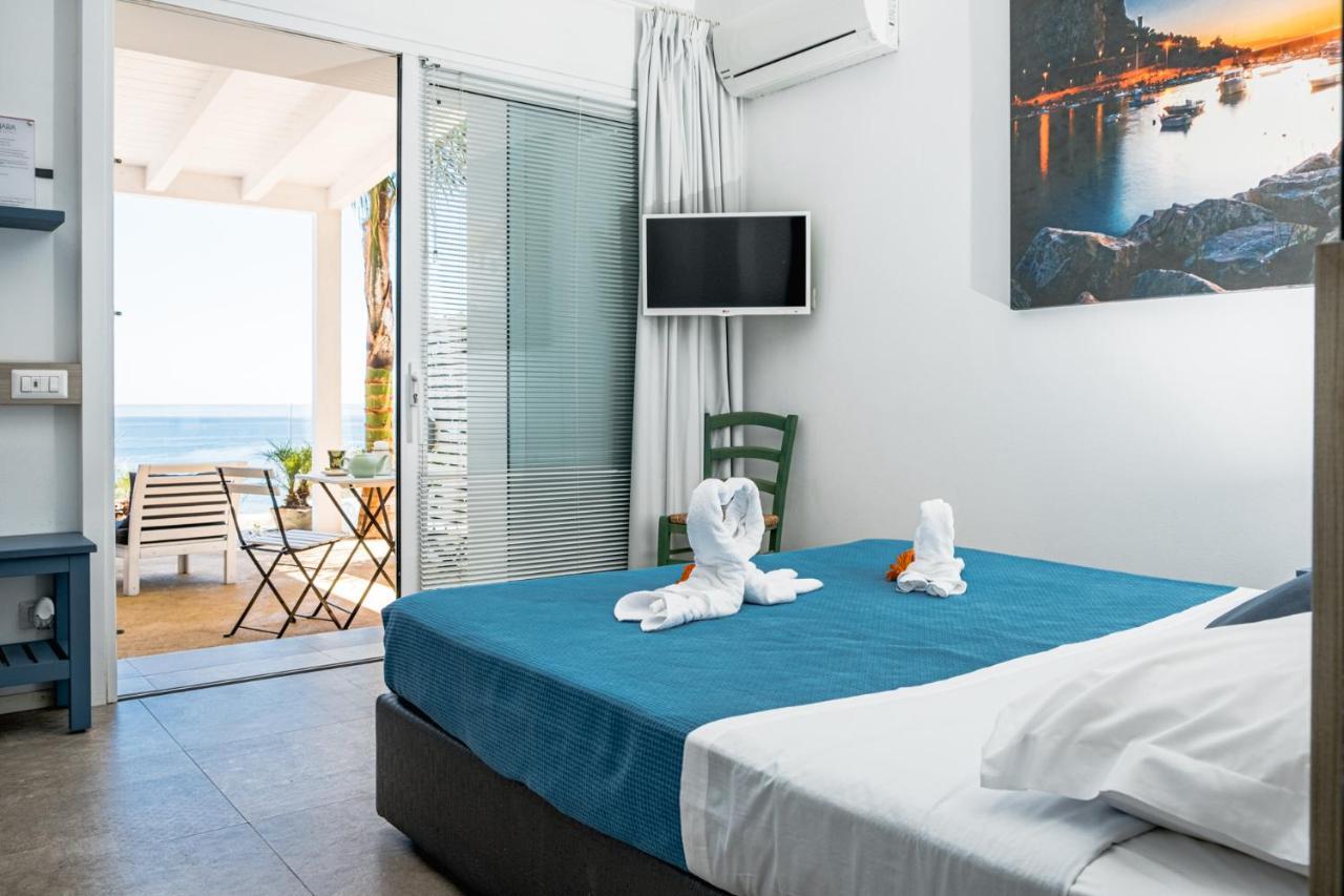 Superior Double Room Terrace Sea view