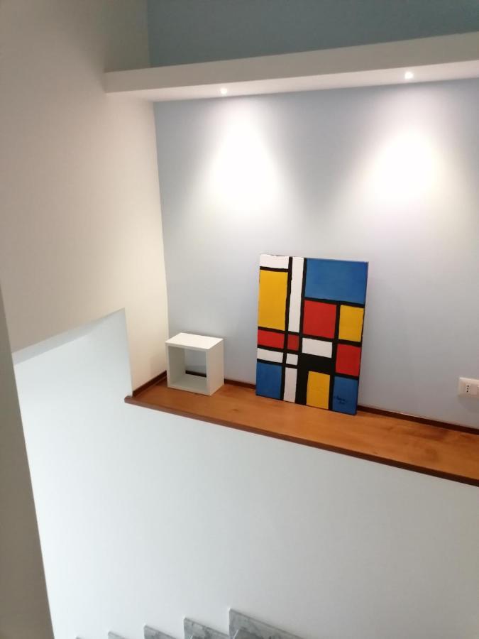 One-Bedroom Apartment,1408427174:JPEG