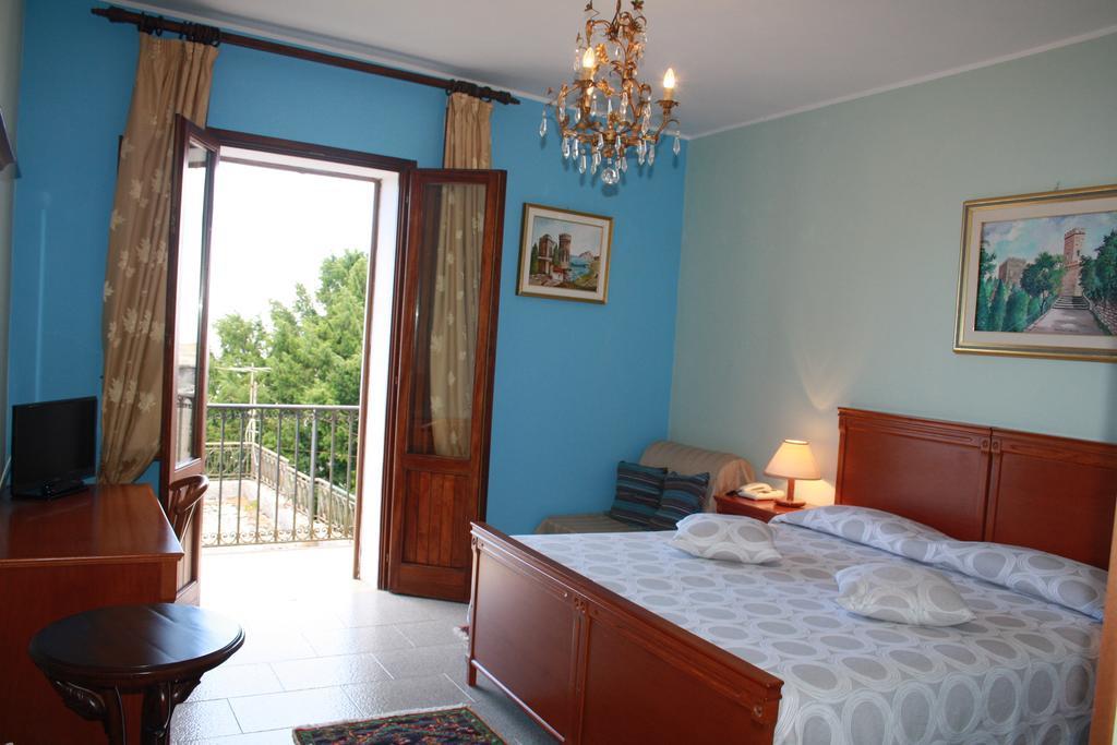 Double or Twin Room Balcony