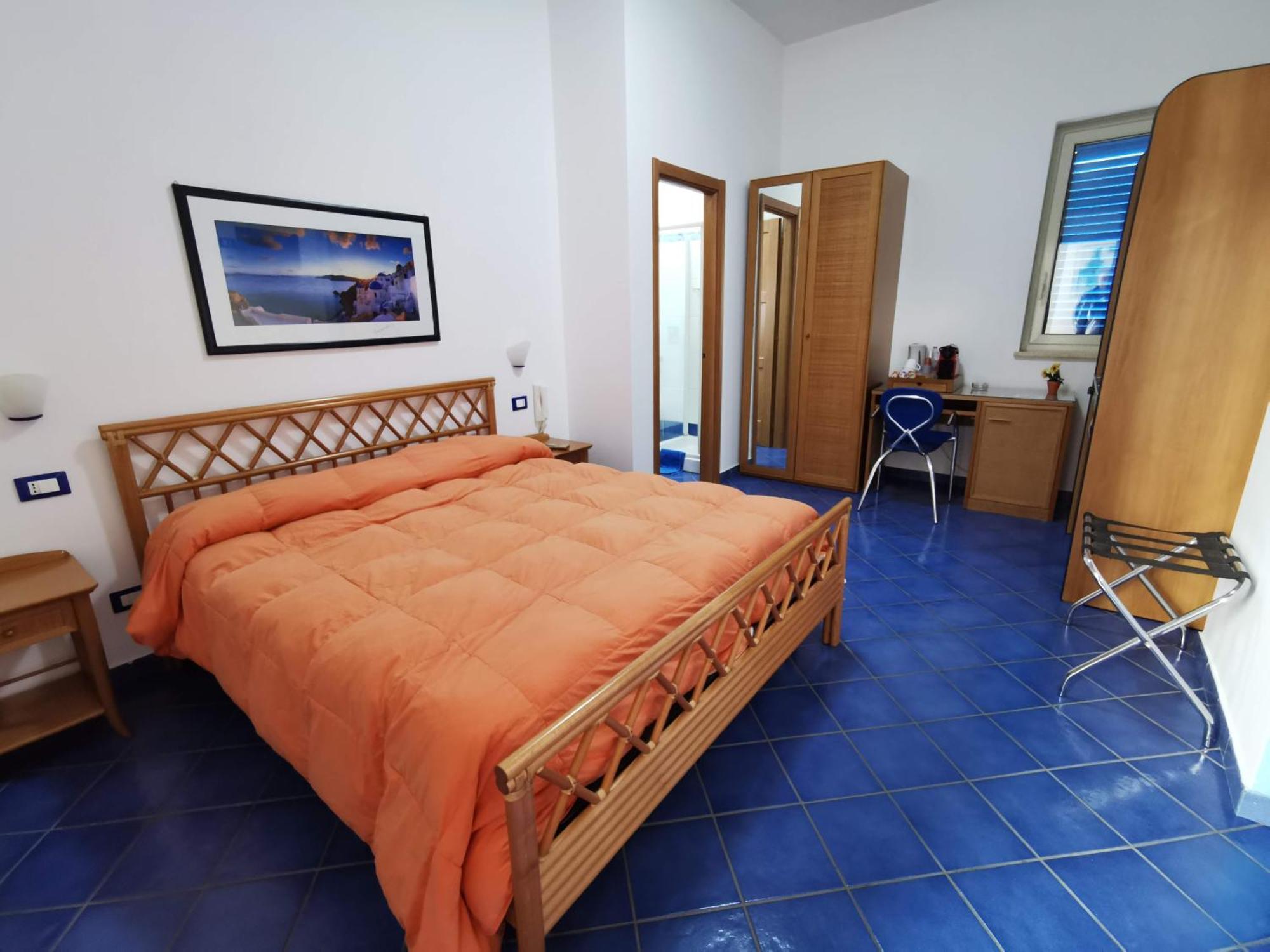 Double Room,1216200223:JPEG