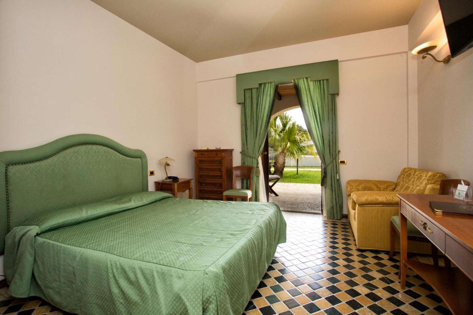 Comfort Double or Twin Room