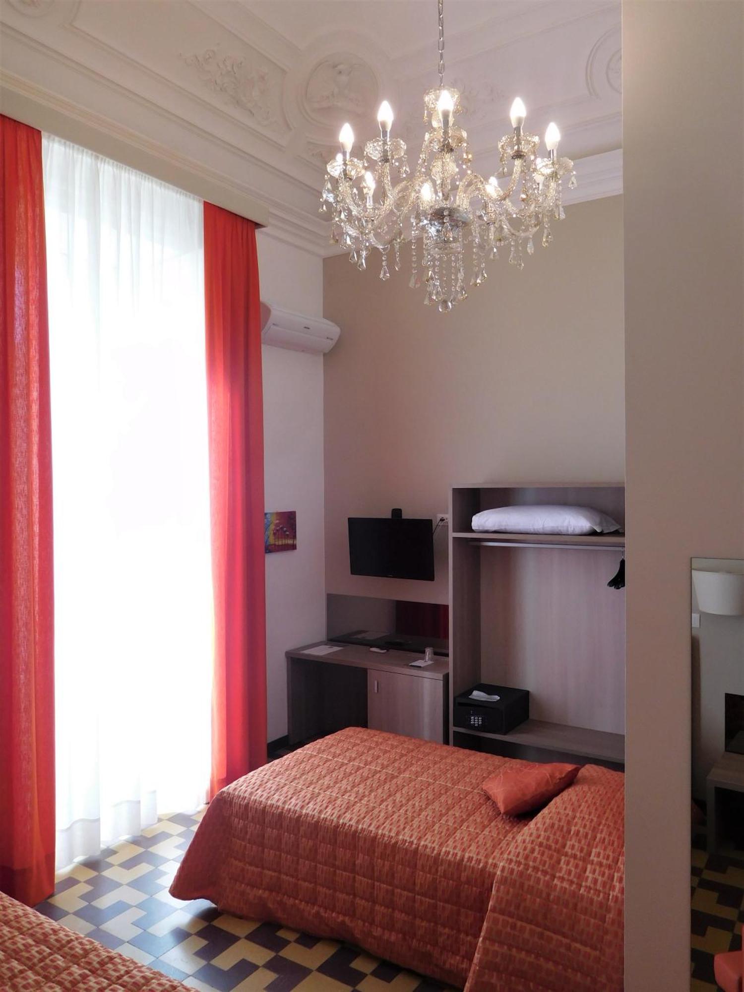 Deluxe Triple Room
