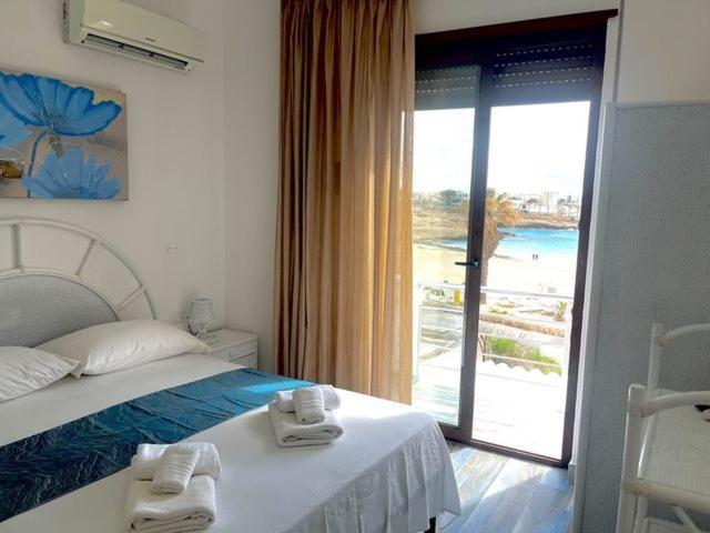 Double Room Sea View,1527539722:JPEG