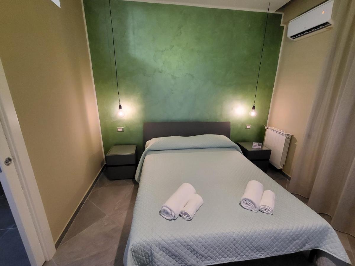 Deluxe Double Room Bath