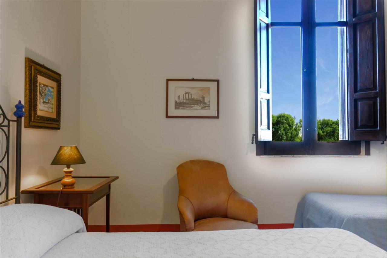 Standard Triple Room,1260727510:JPEG