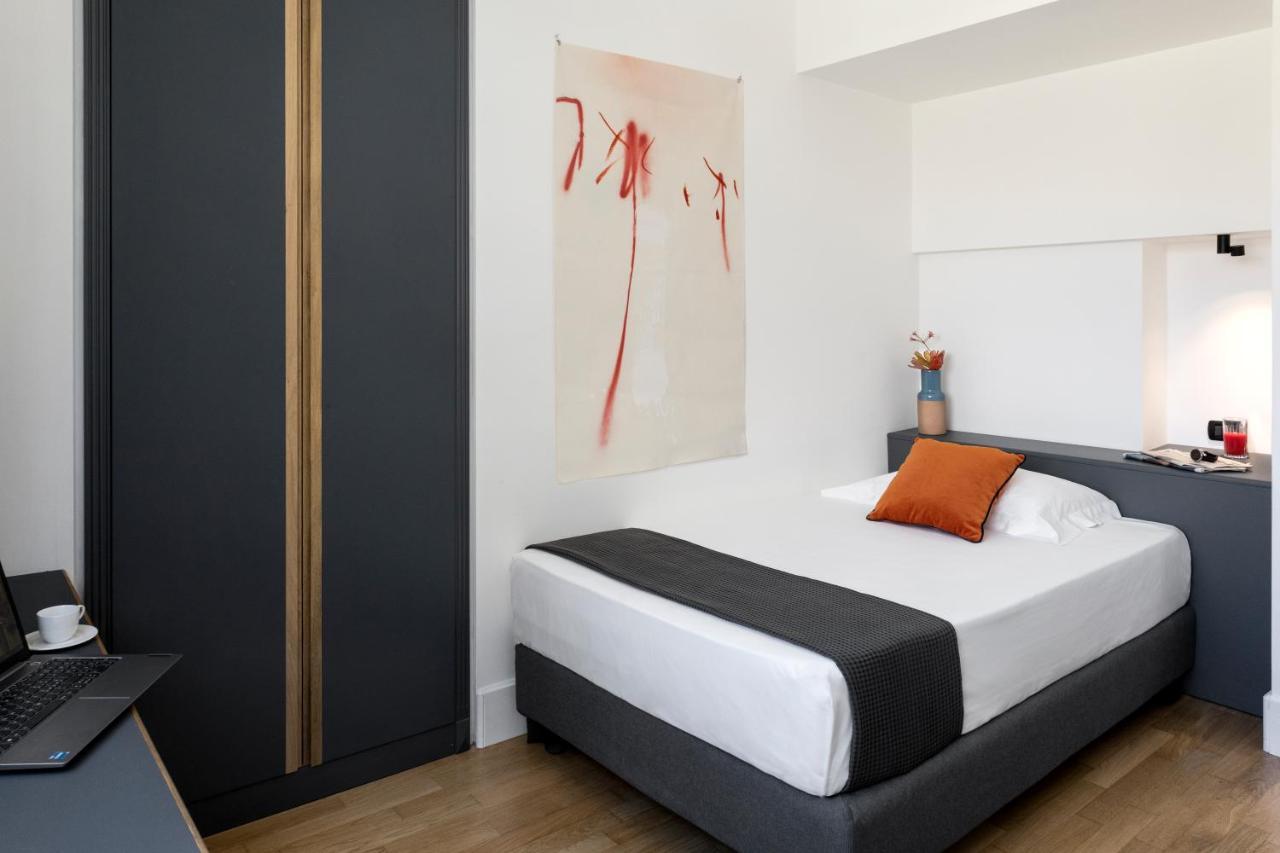 Camera Singola Classic con Letto alla Francese