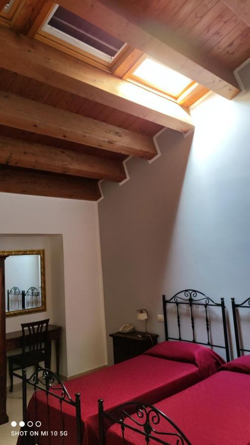 Economy Double or Twin Room Skylight