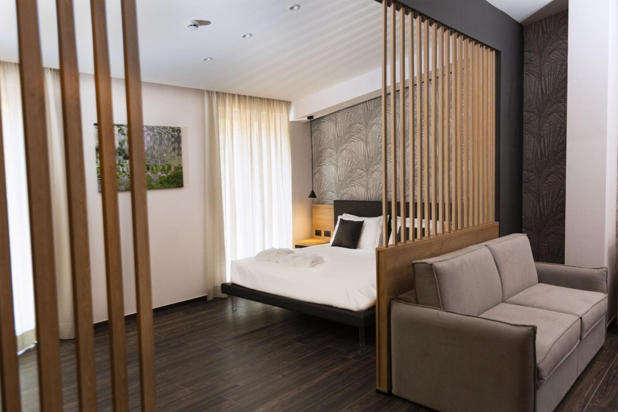 Triple Room,1743550365:JPEG
