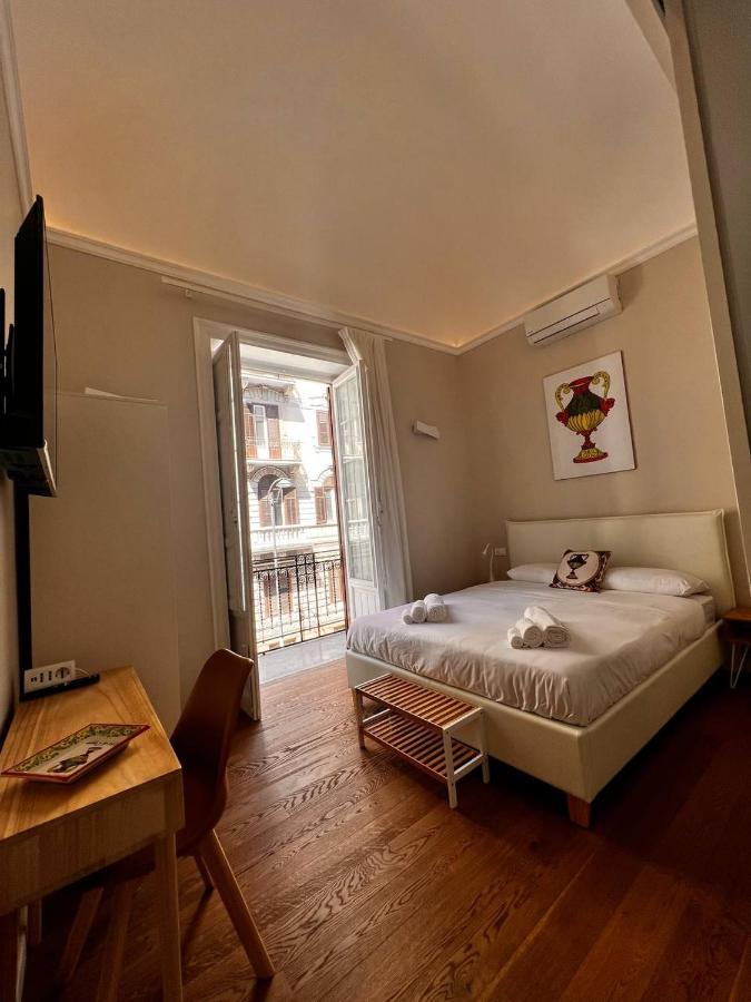 Camera Matrimoniale con Balcone