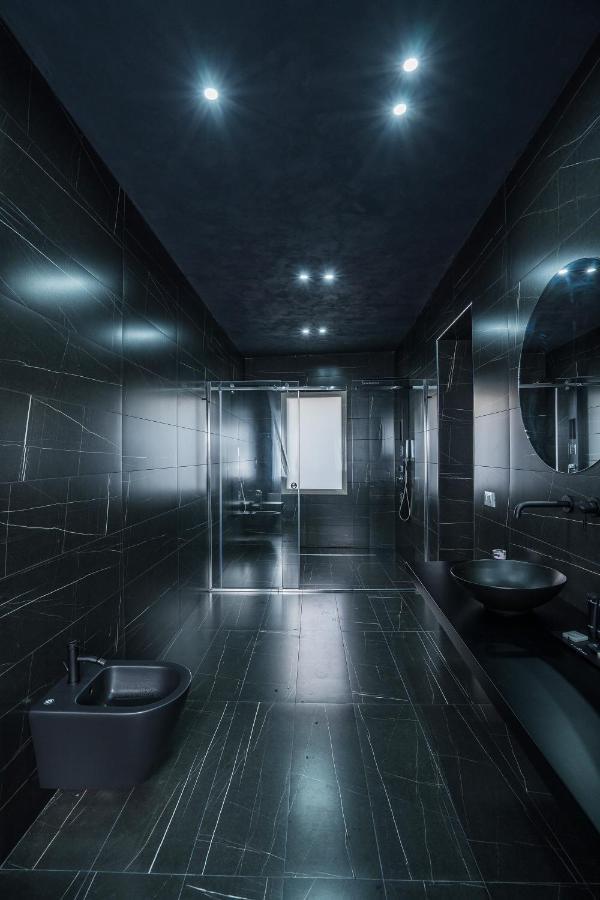 King Suite Spa Bath