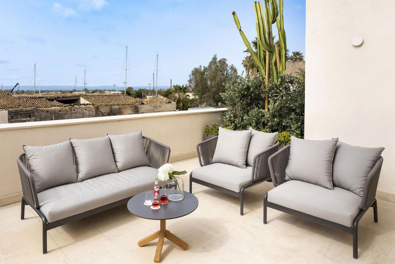 Suite Terrace,1299164200:JPEG