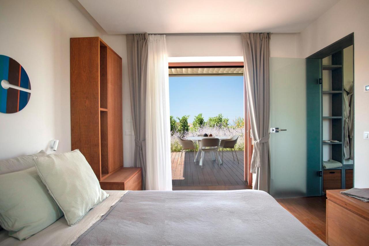 Villa with Sea View,1329834851:JPEG