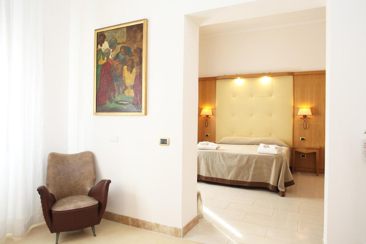Standard Triple Room,1356562346:JPEG
