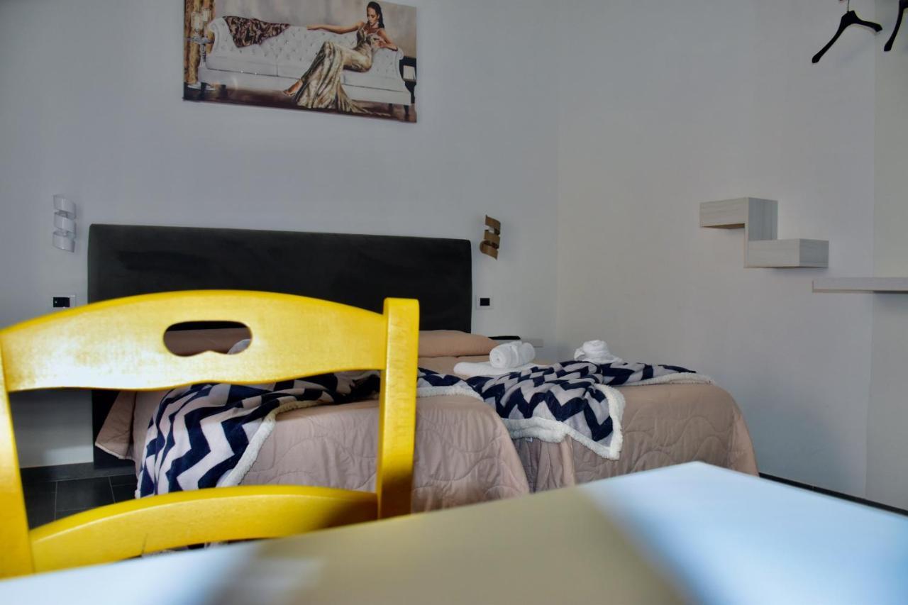 Camera Doppia con Letti Singoli