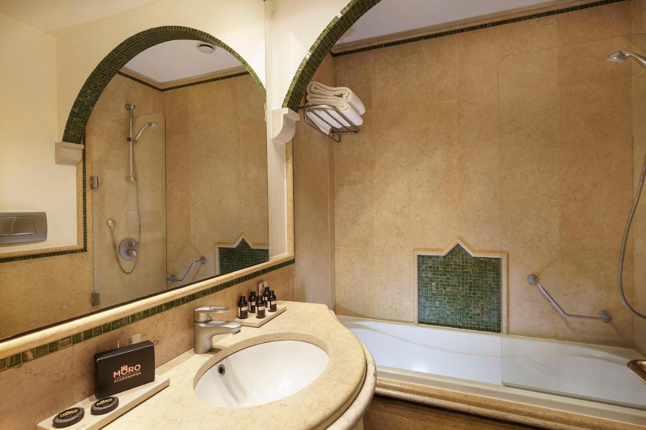 Deluxe Double or Twin Room Terrace