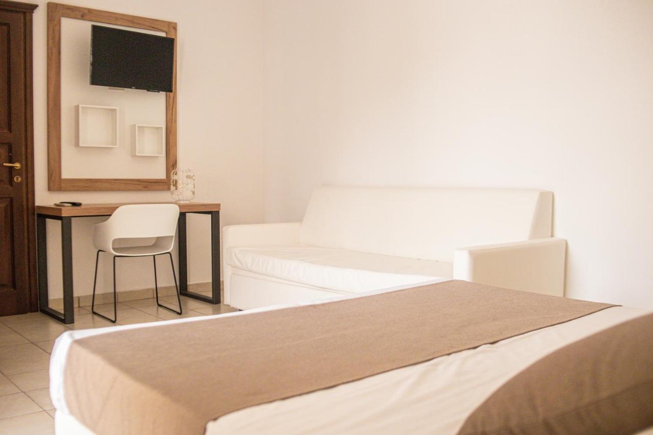Comfort Triple Room