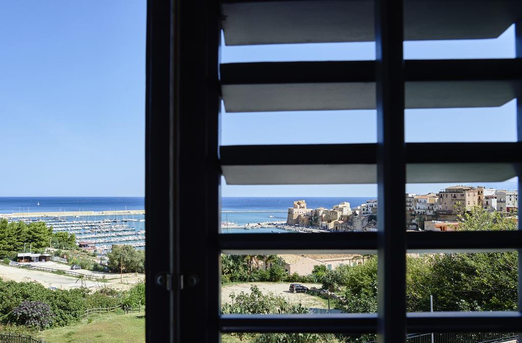 Deluxe Suite Sea View