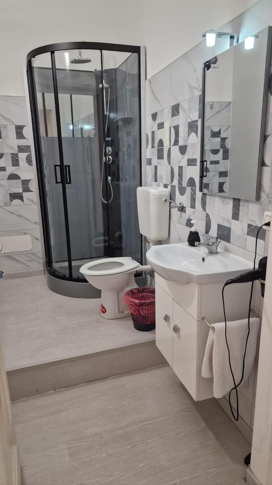Double Room Private Bathroom