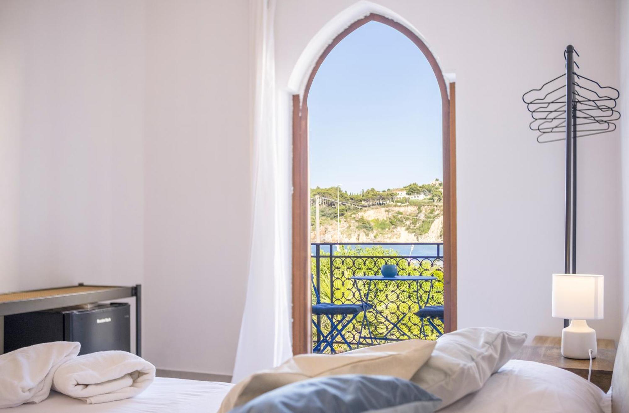 Double Room Balcony,1527896122:JPEG