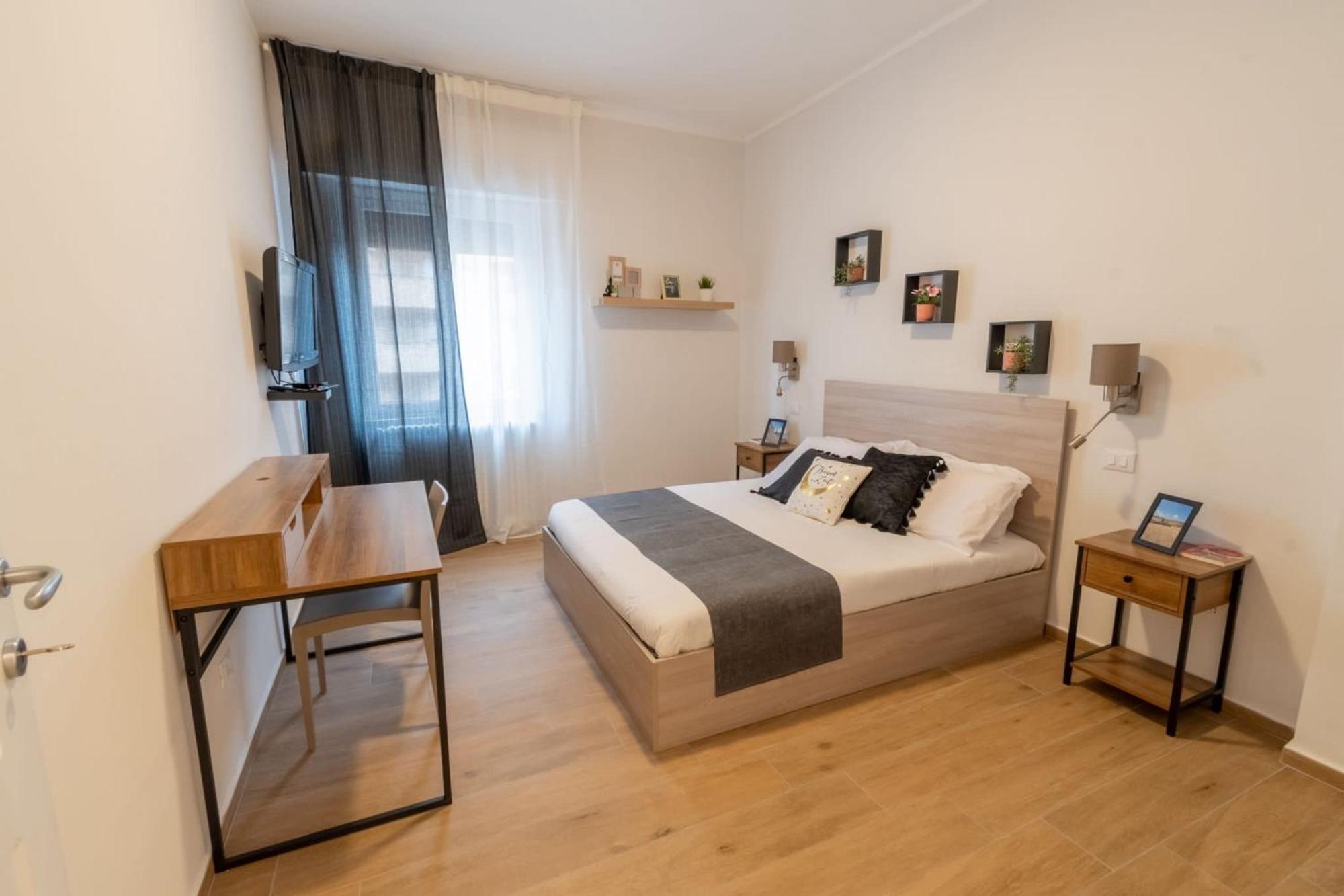 Double Room with Private External Bathroom