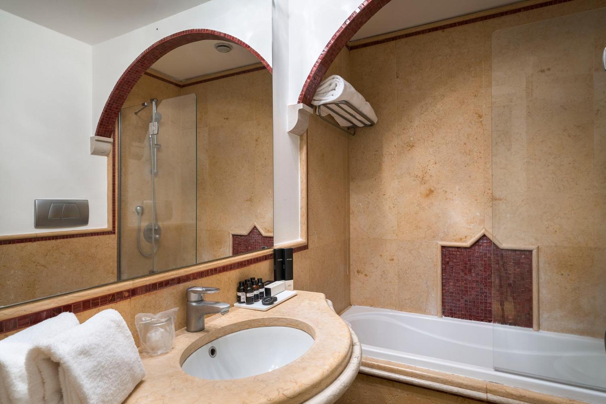 Superior Double or Twin Room Terrace