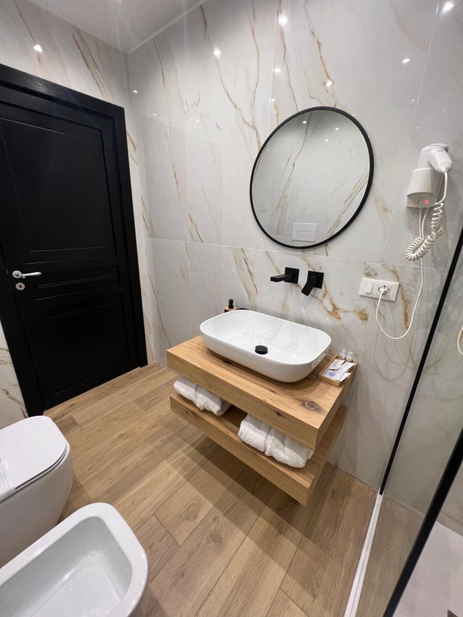 King Room Spa Bath