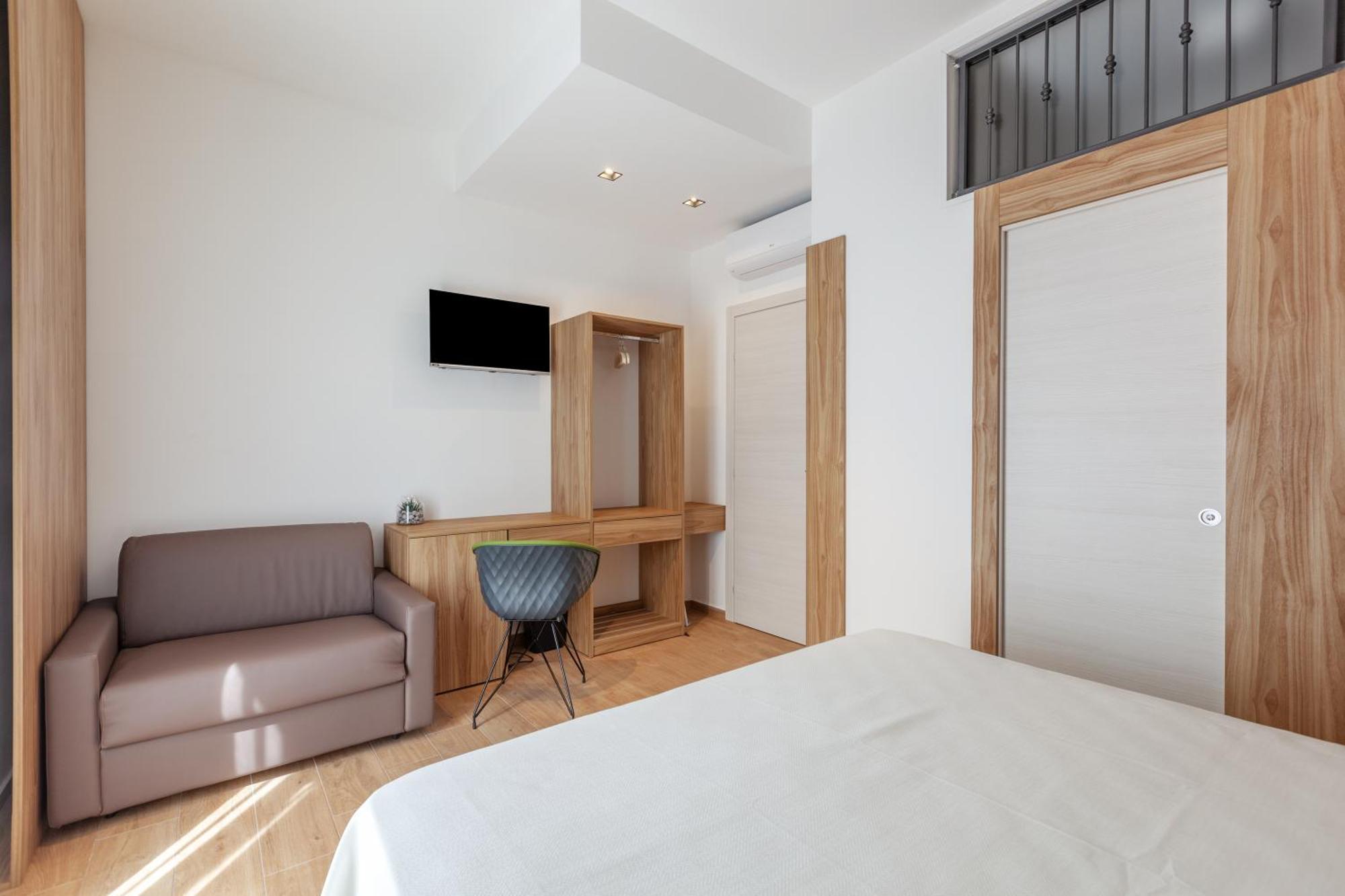 Double Room Mountain View