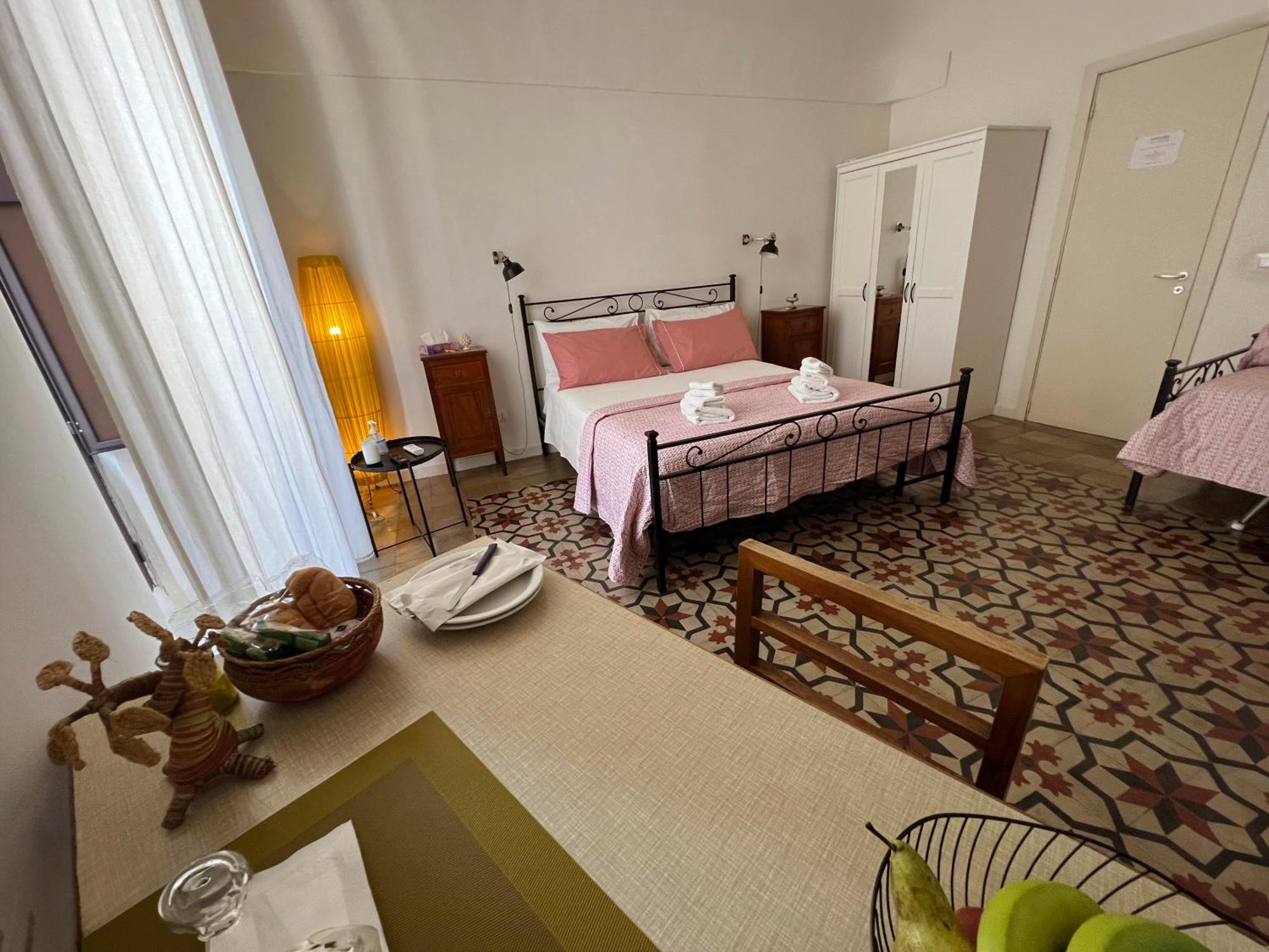 Double Room Private Bathroom