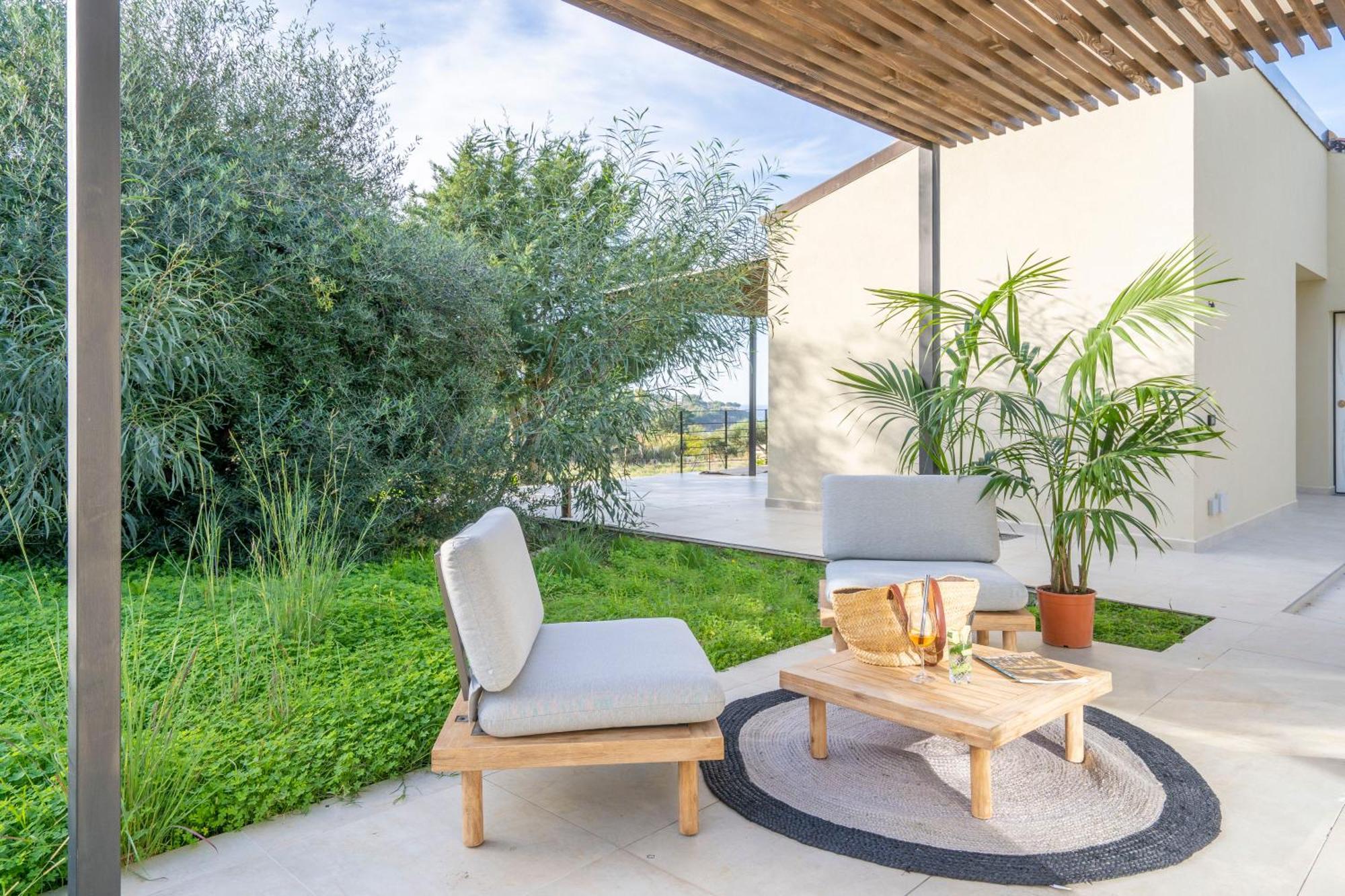 Double Room Garden View