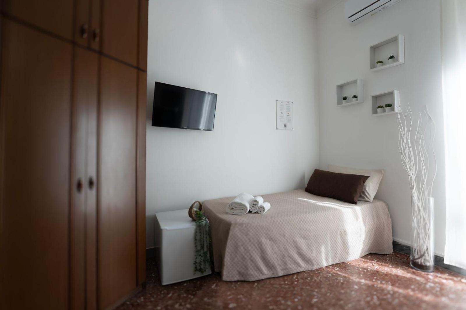 Double Room Private Bathroom