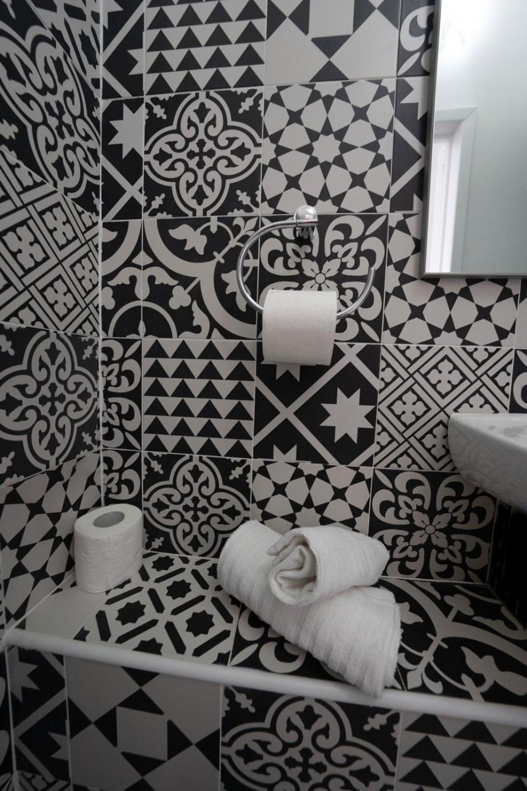 Double Room Private Bathroom