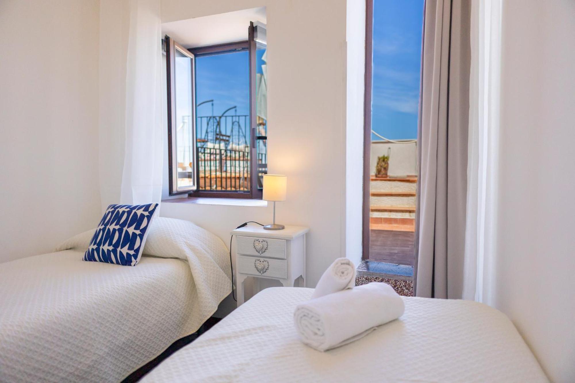 Triple Room Sea View
