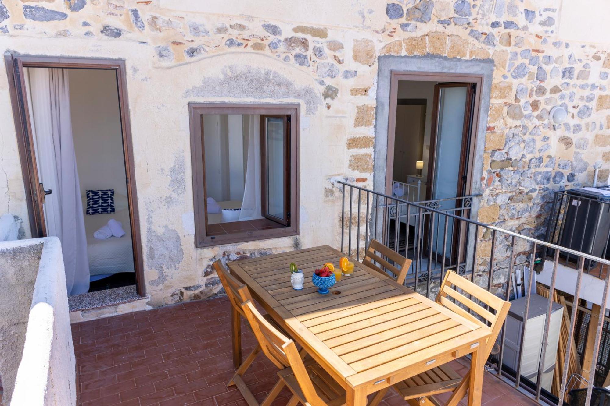 Triple Room Sea View