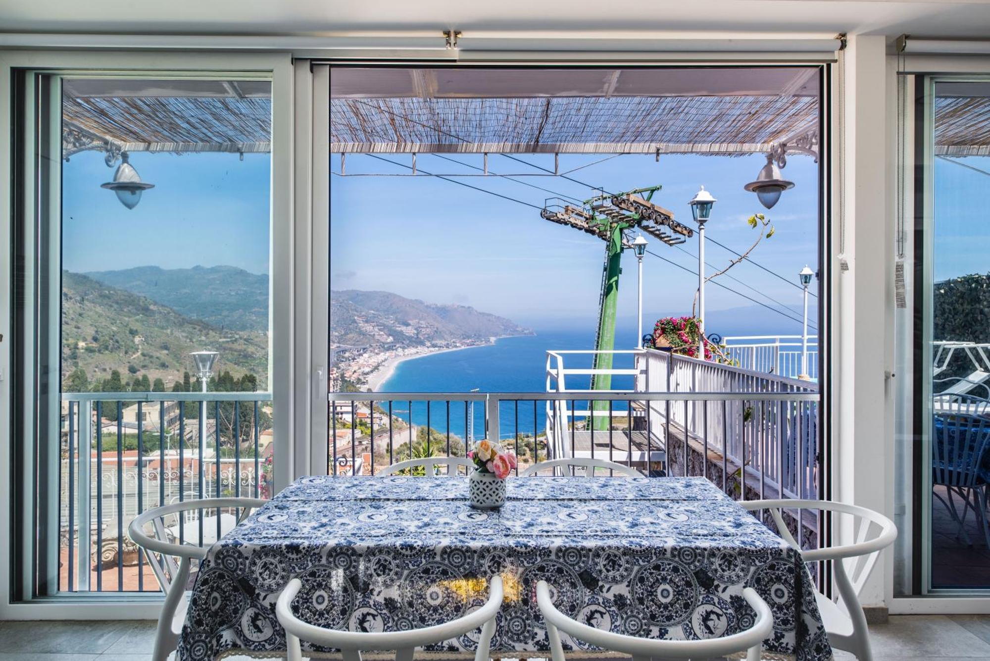 Apartment with Sea View